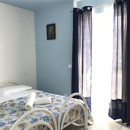 Ring Hostel Forio  ภายนอก รูปภาพ