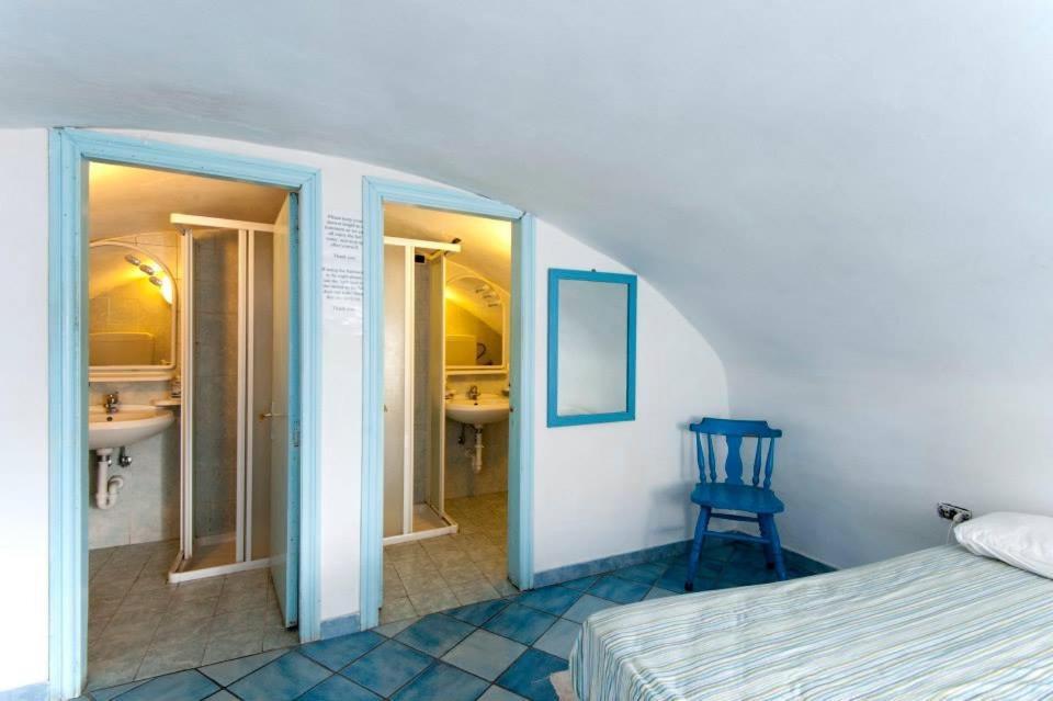 Ring Hostel Forio  ภายนอก รูปภาพ
